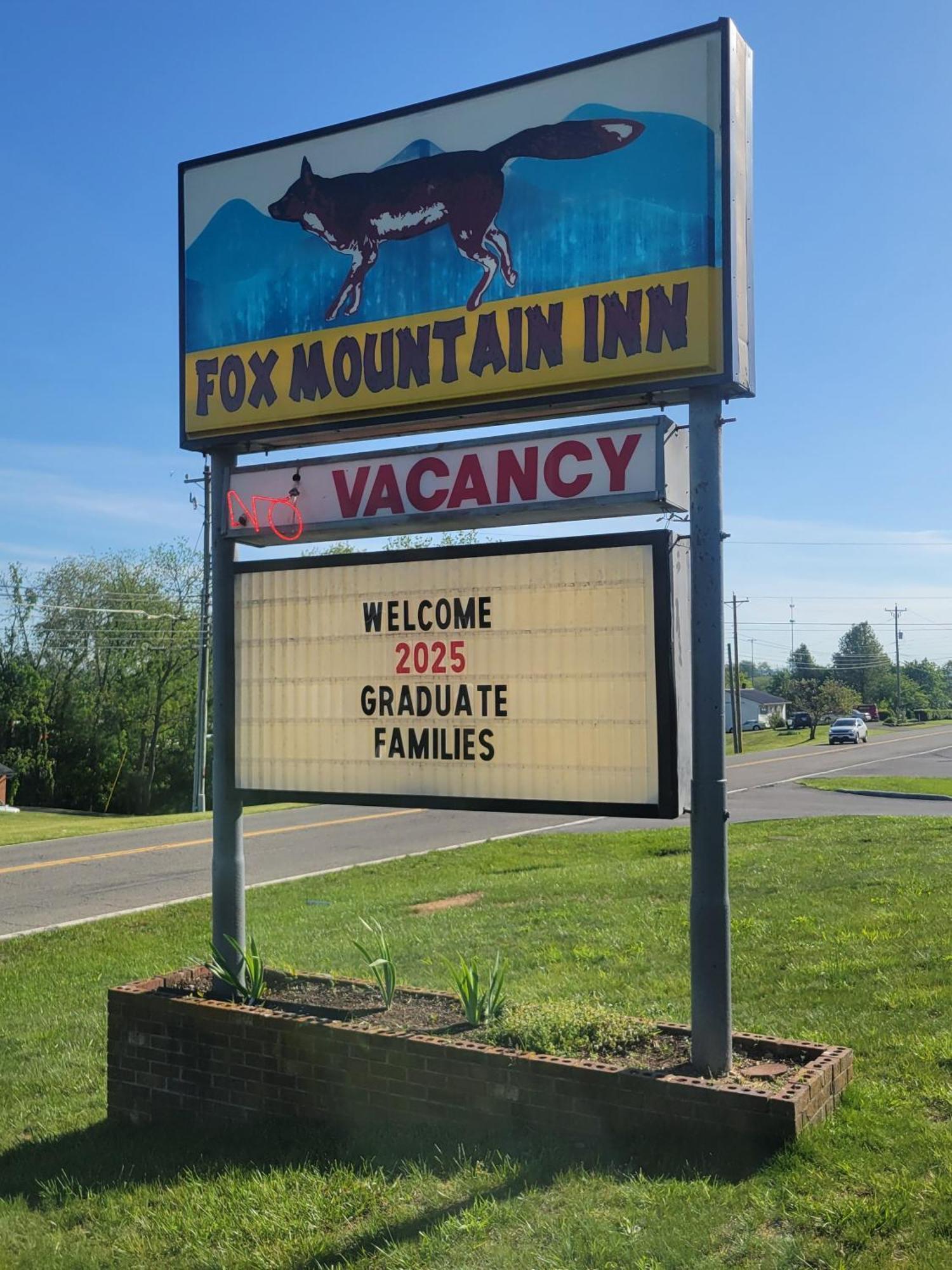 Fox Mountain Inn Max Meadows Exteriér fotografie